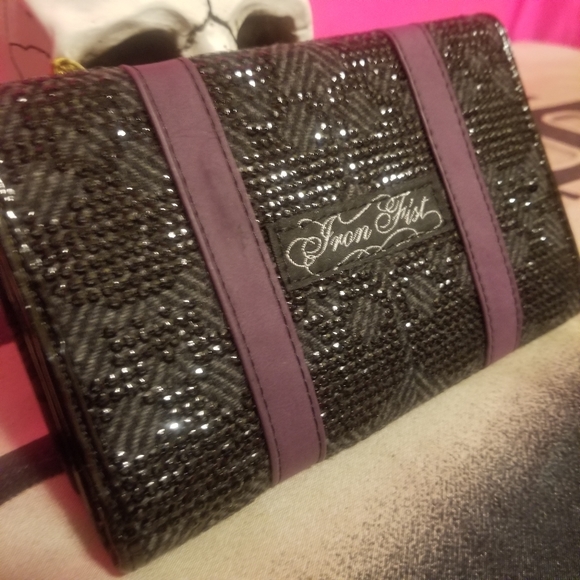 Iron Fist Wallet NWT - Picture 4 of 4